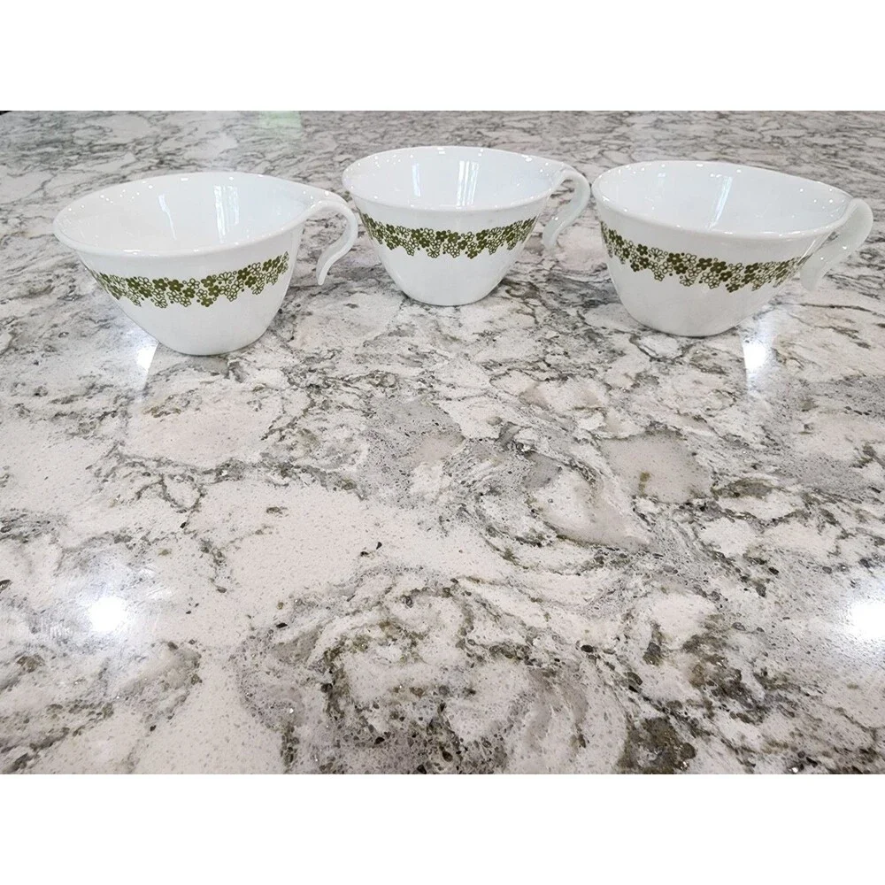 3 VINTAGE CORELLE GREEN CRAZY DAISY TRIM STACKING CUPS HOOK HANDLES EXCELLENT